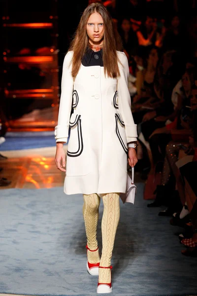 Look 23